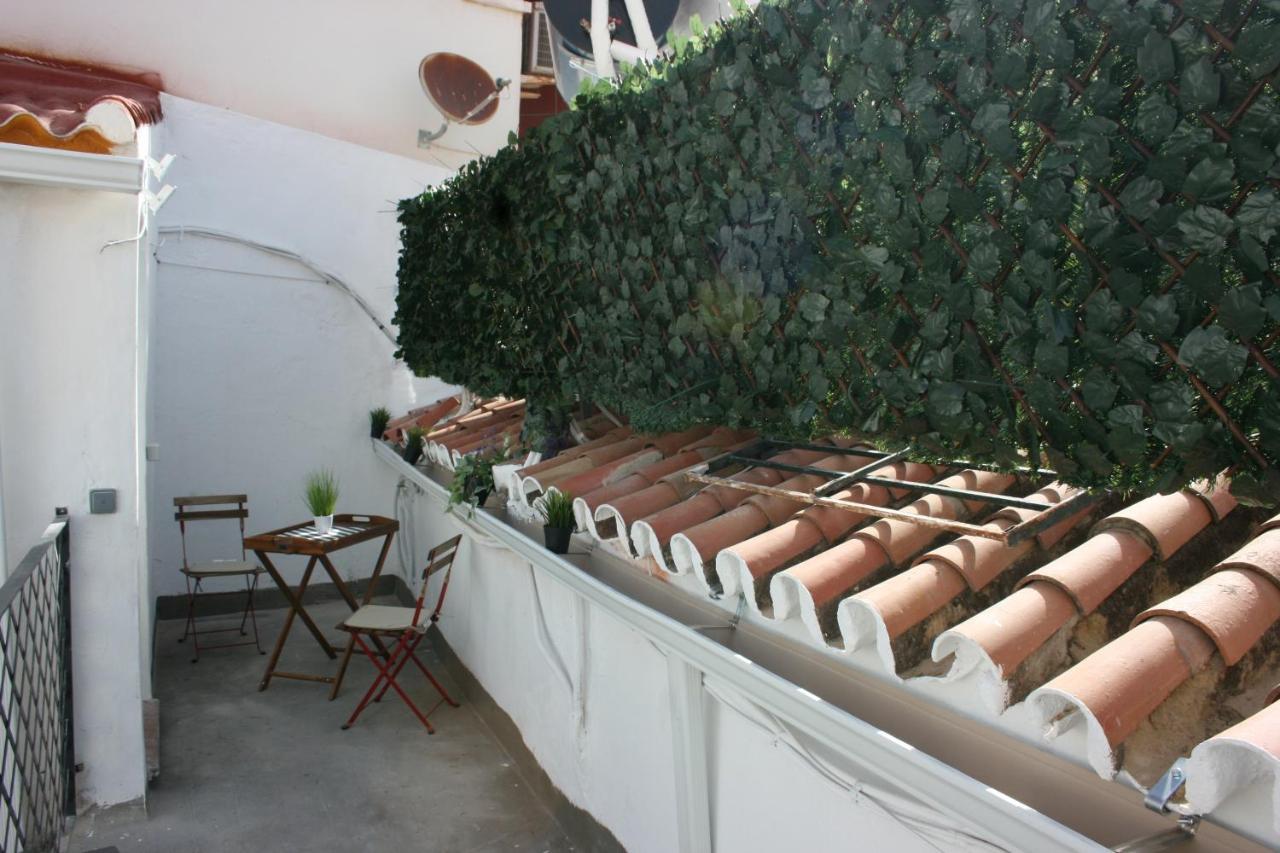 Malaguena Salerosa "Apartamento - Estudio Con Terraza" En Casa Tipica De 1 A 4 Dormitorios Málaga Eksteriør billede